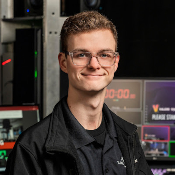 Meet your Posher, Max - Picture 1 of 1